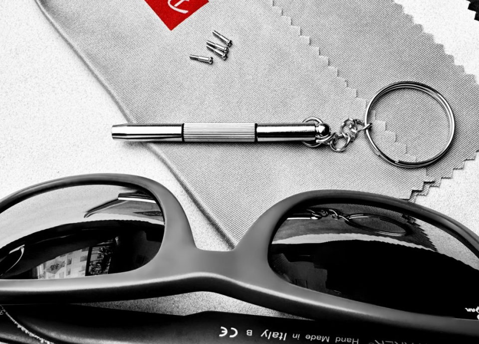 Hicycle2 4PCS Screws For Ray Ban RB2140 RB2168 RB4195 RB4148 RB4152 RB4168 RB4169 RB4340 RX5022 RX5121 RX5227 Replacement Temple Hinge Screw
